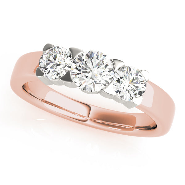 ENGAGEMENT RINGS 3 STONE ROUND - Image 7