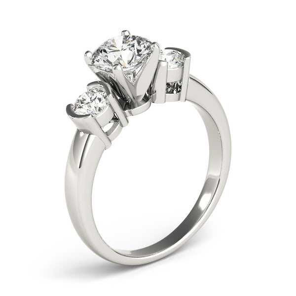 ENGAGEMENT RINGS 3 STONE ROUND - Image 10
