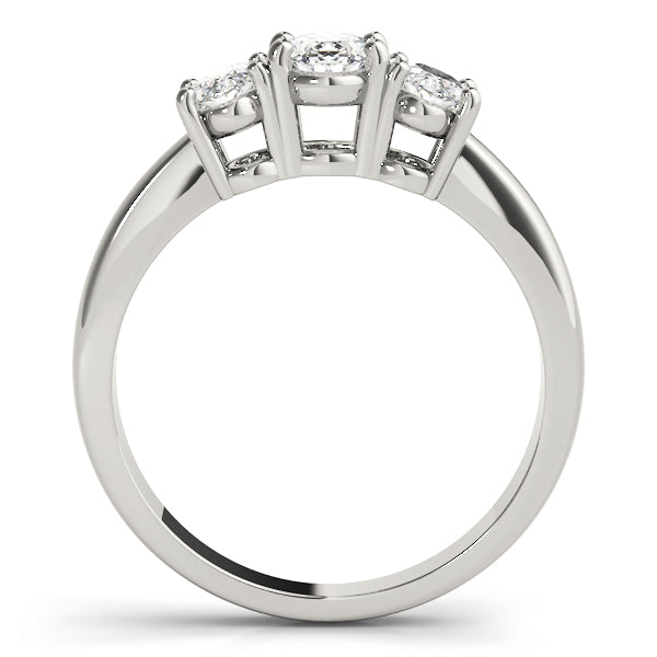 ENGAGEMENT RINGS 3 STONE OVAL - Image 6