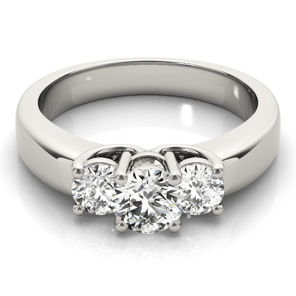 ENGAGEMENT RINGS 3 STONE ROUND - Image 2