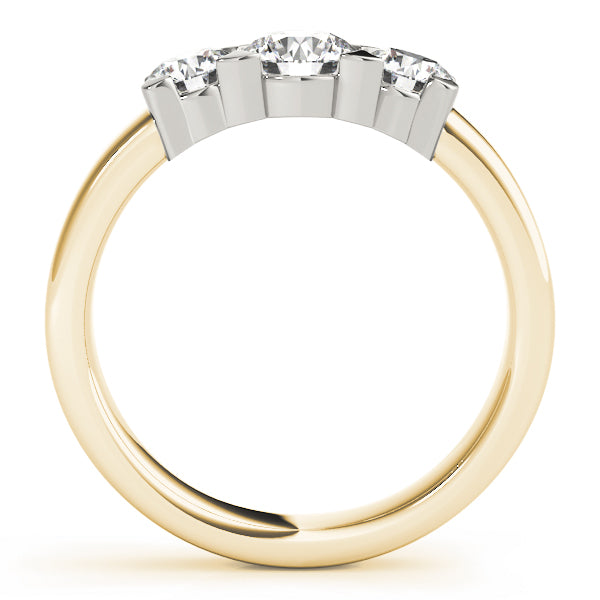 ENGAGEMENT RINGS 3 STONE ROUND - Image 10